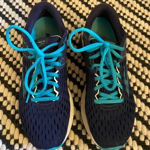 ✨Brooks✨ Ravenna 9